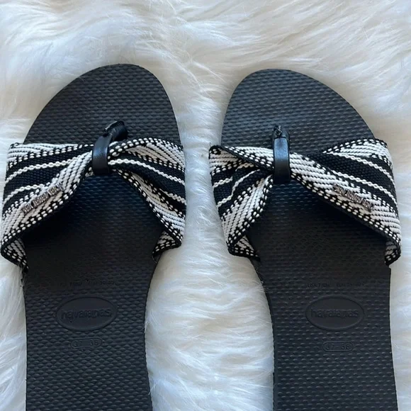 Havaianas sandals NWOT - Picture 2 of 4